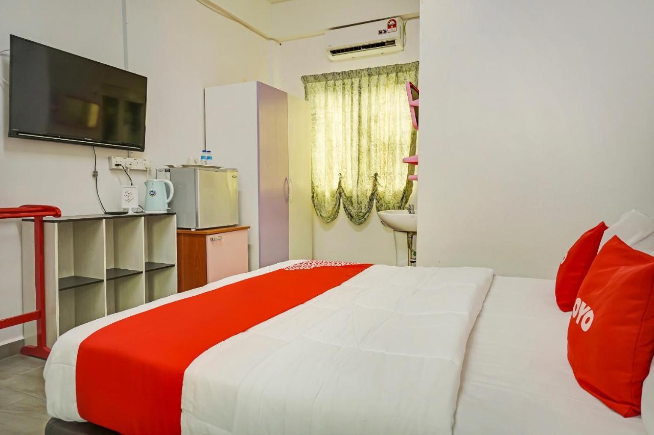 Oyo 90462 Padang Besar Green Inn Dış mekan fotoğraf